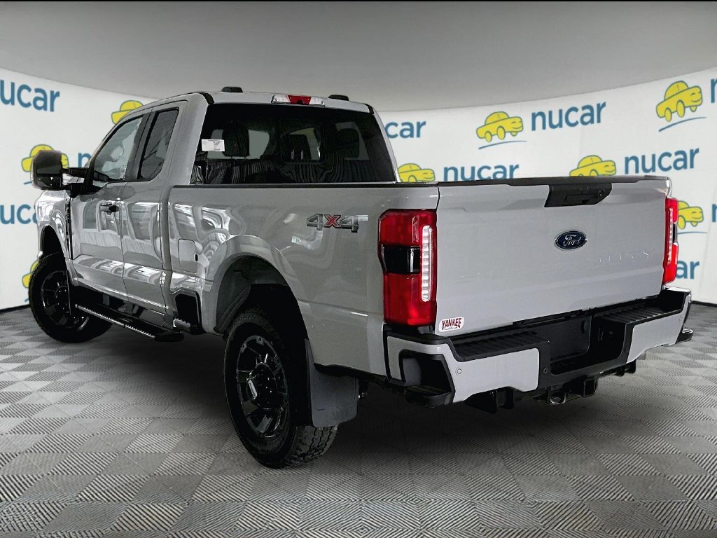 New 2026 Avalanche Ford XL image 5