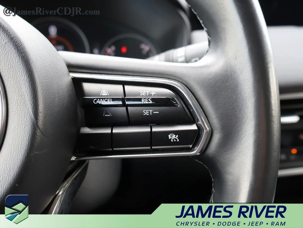 Used 2025 Black Mazda 3.3 Turbo Preferred image 29