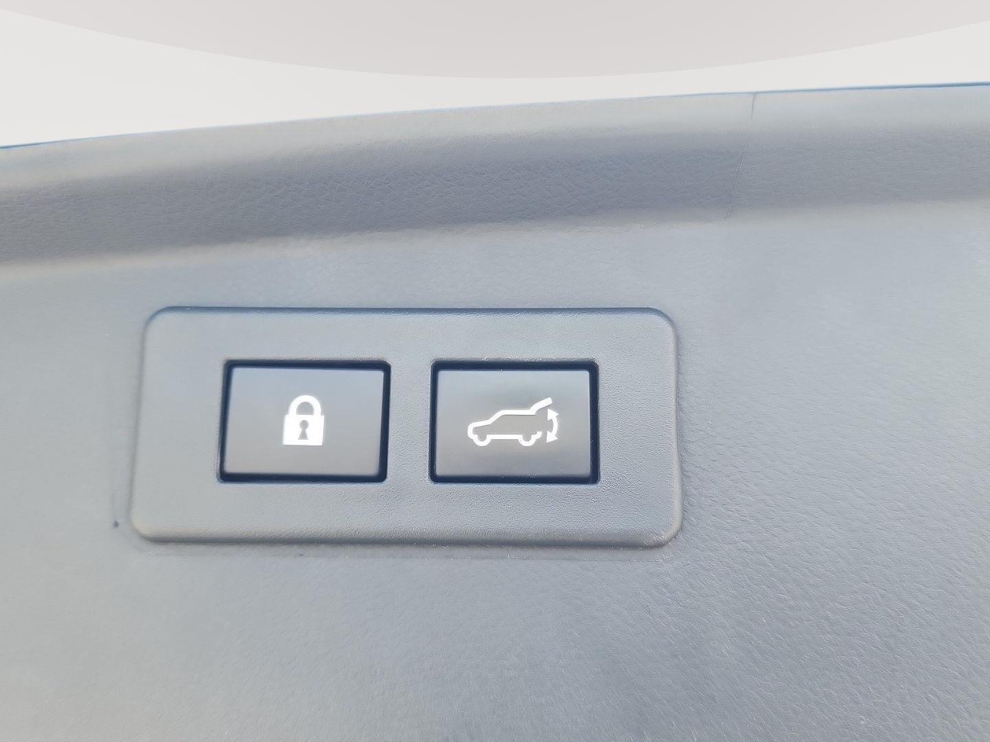 Used 2022 Geyser Blue Subaru Wilderness image 10