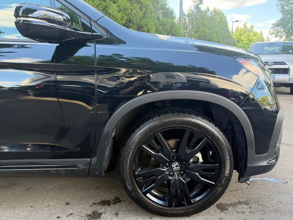 Used 2021 Crystal Black Pearl Honda Black Edition image 3