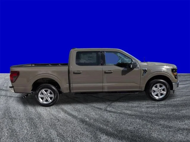 New 2026 Marsh Gray Ford XLT image 3