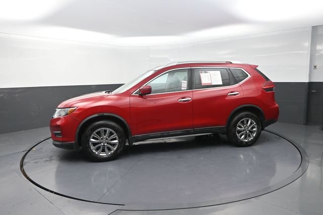 Used 2017 Red Nissan SV image 41