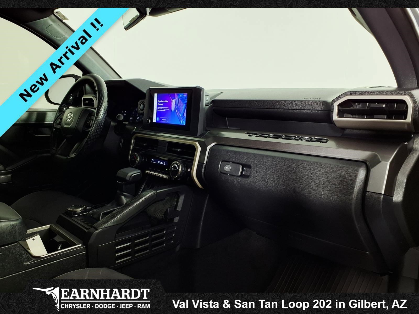 Used 2026  Toyota SR5 image 9