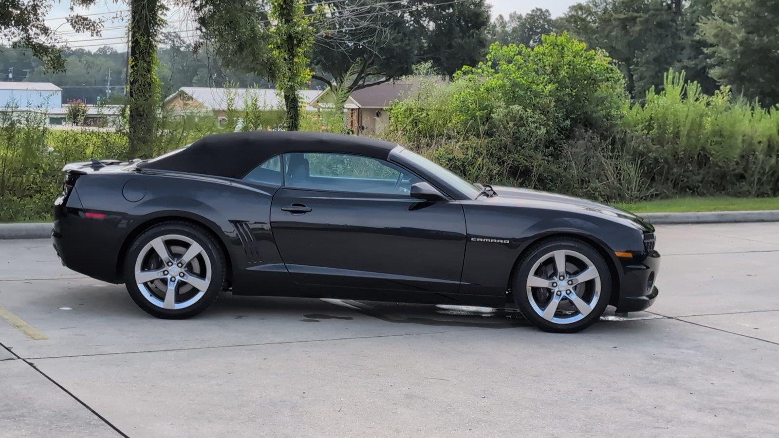Used 2011 Black Chevrolet 2SS image 7
