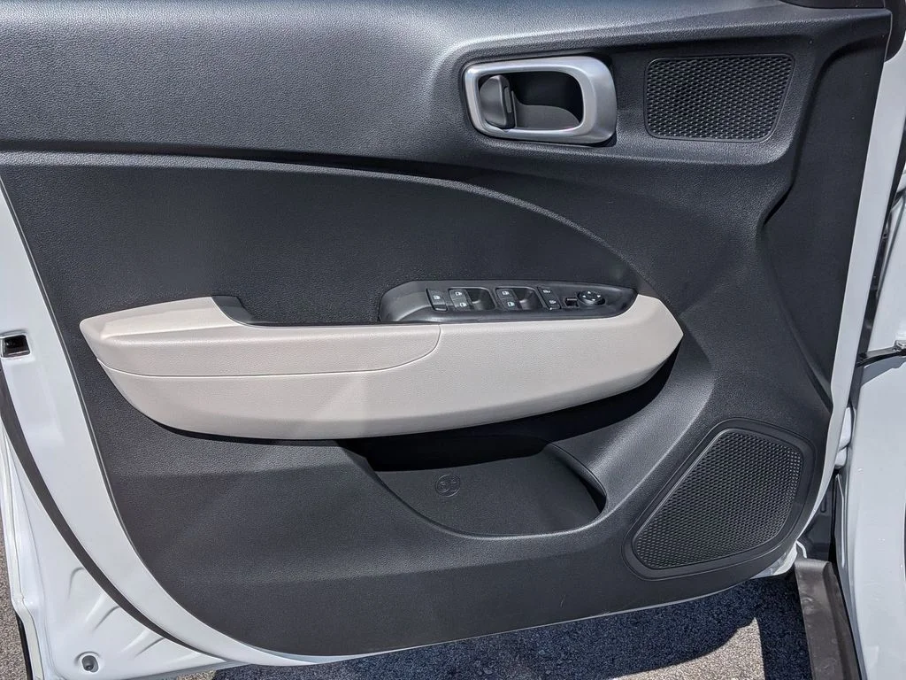 New 2026 White Hyundai SEL image 12