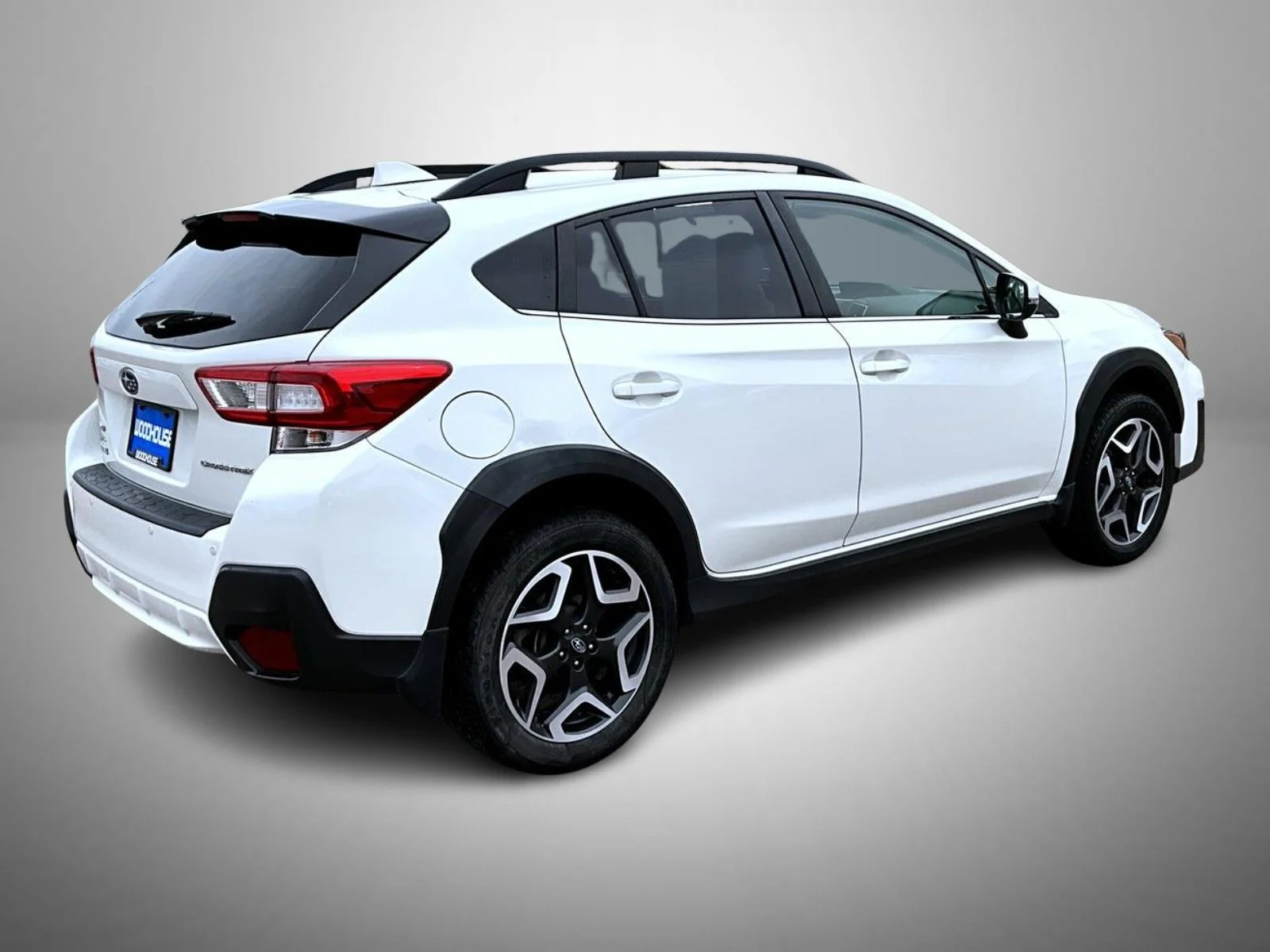 Used 2019 White Subaru 2.0i Limited image 5