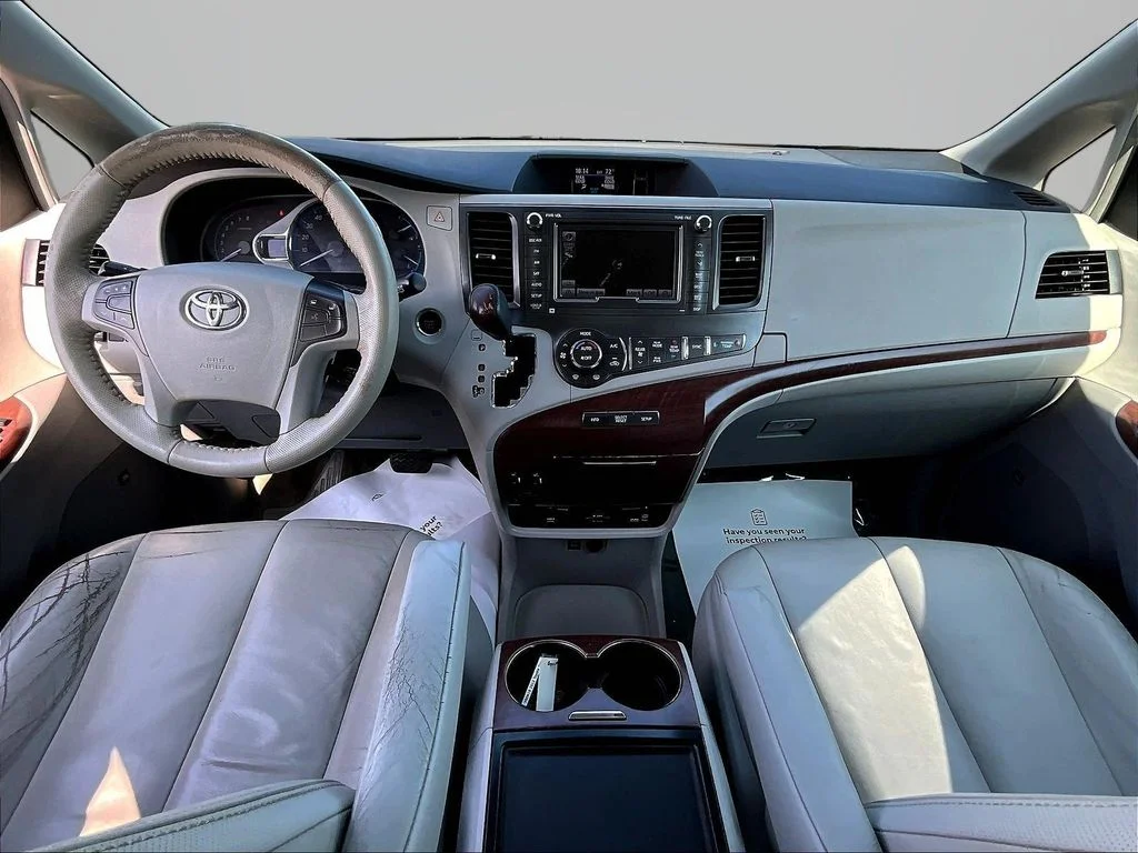 Used 2012 Gray Toyota XLE image 7