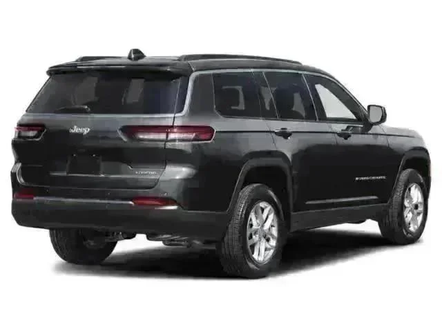 New 2027 High-Gloss Black Paint Jeep Laredo Altitude image 2