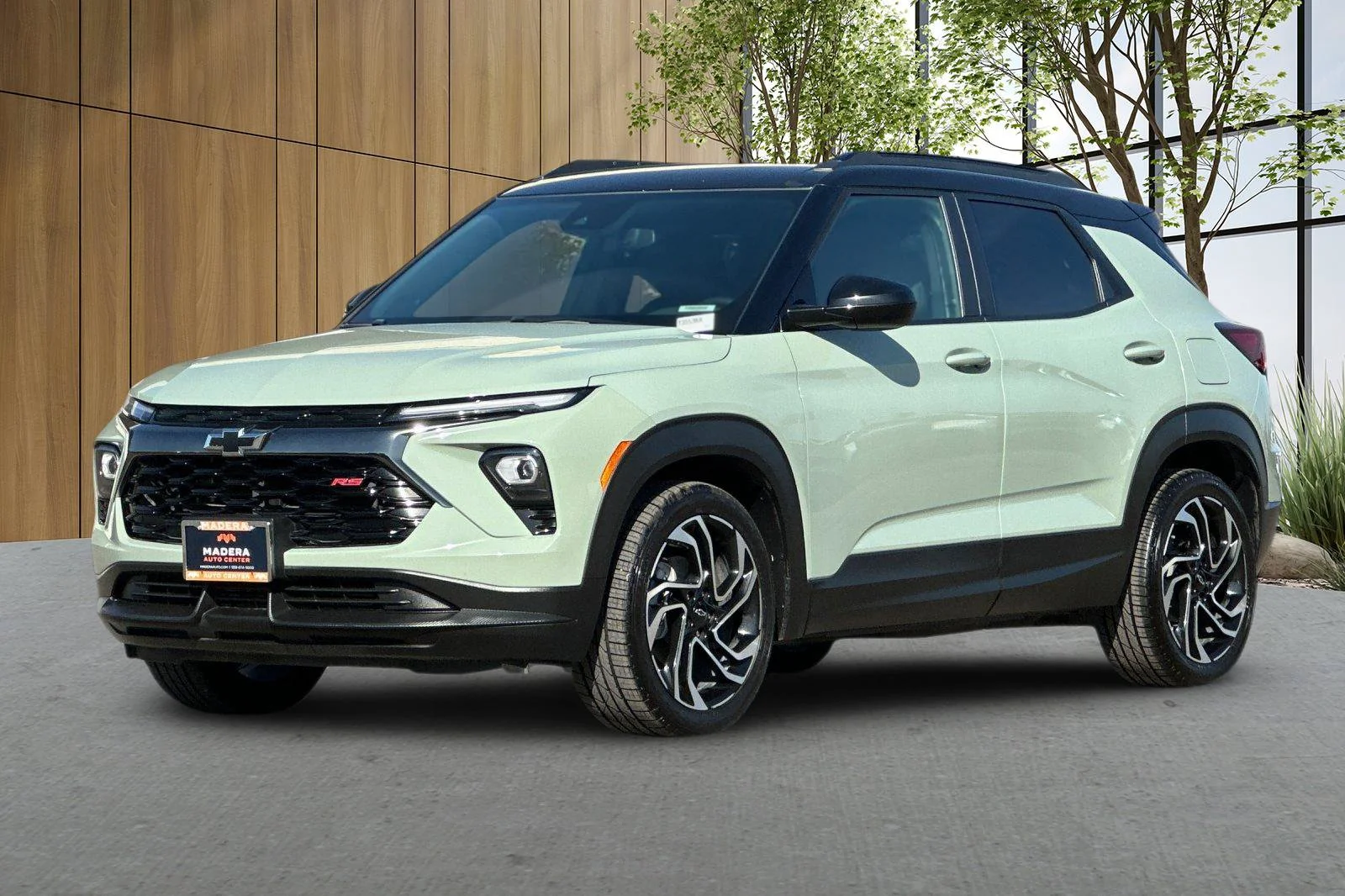 Used 2024 Green Chevrolet RS image 8