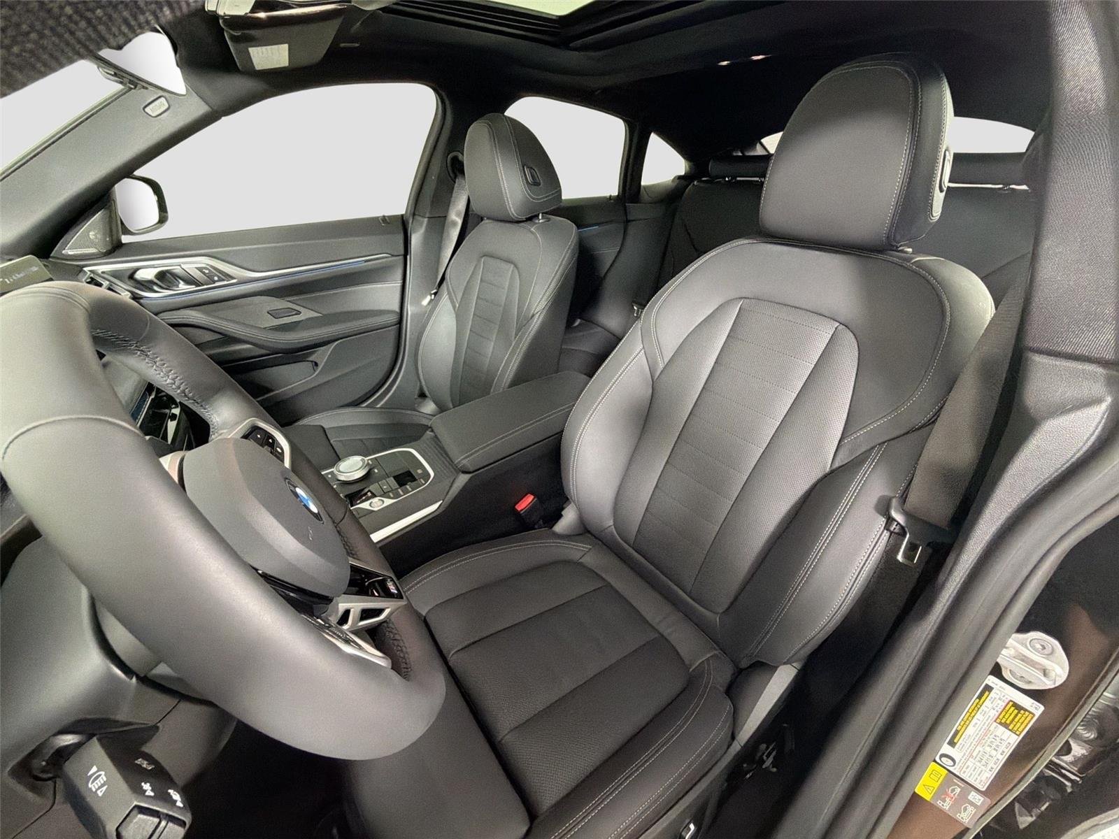 New 2026 Black Sapphire Metallic BMW xDrive40 image 20