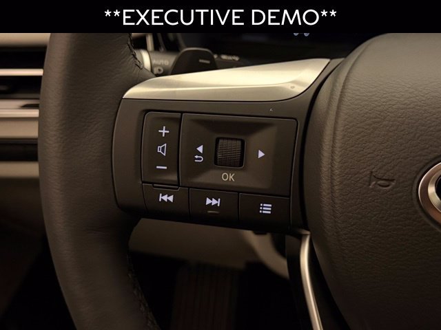Certified Used 2026 Graphite Shadow INFINITI LUXE image 38