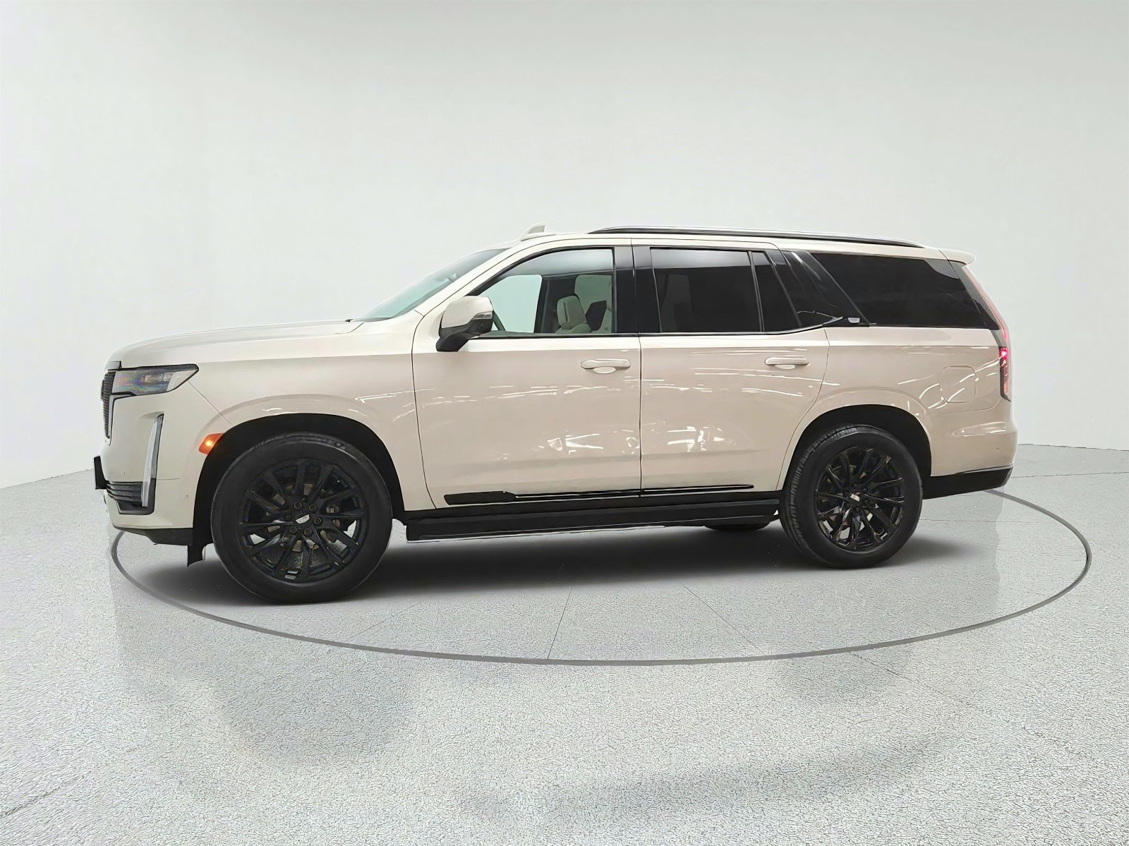 Used 2024 Sandstone Metallic Cadillac 4WD Sport Platinum image 8