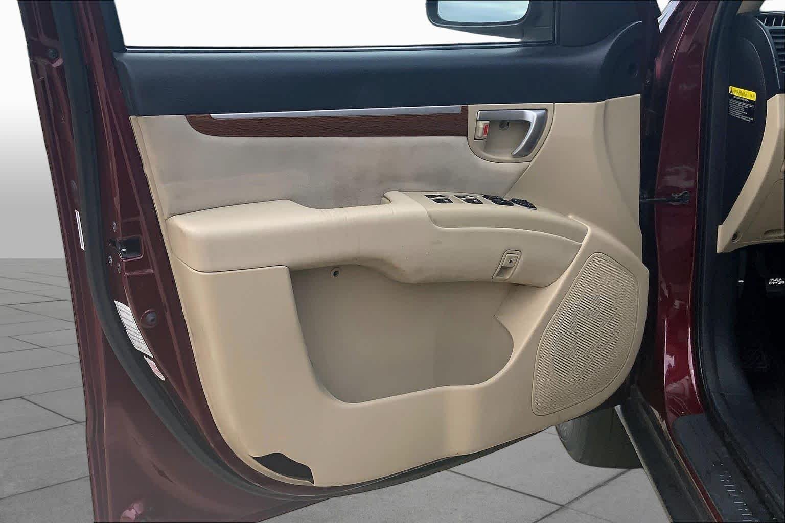 Used 2009 Dark Cherry Red Hyundai GLS image 21