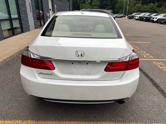 Used 2014 White Honda EX-L image 6