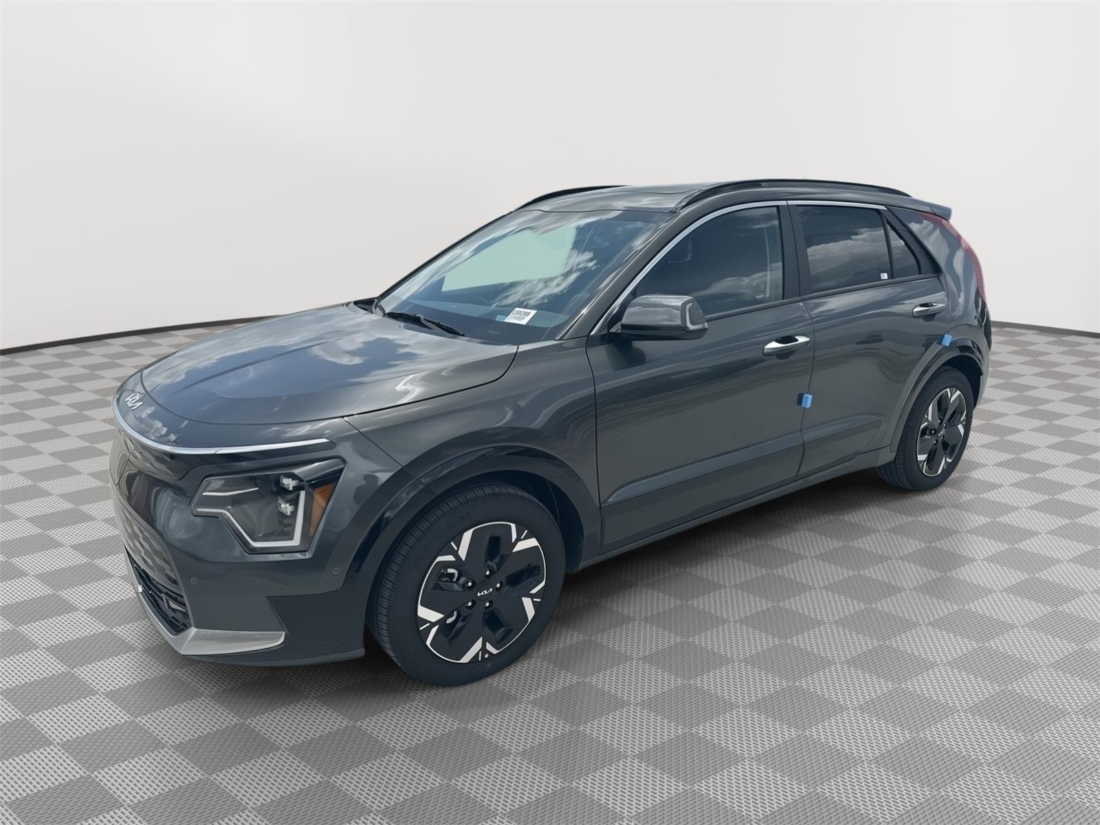 New 2026 Interstellar Gray Kia Wave image 1