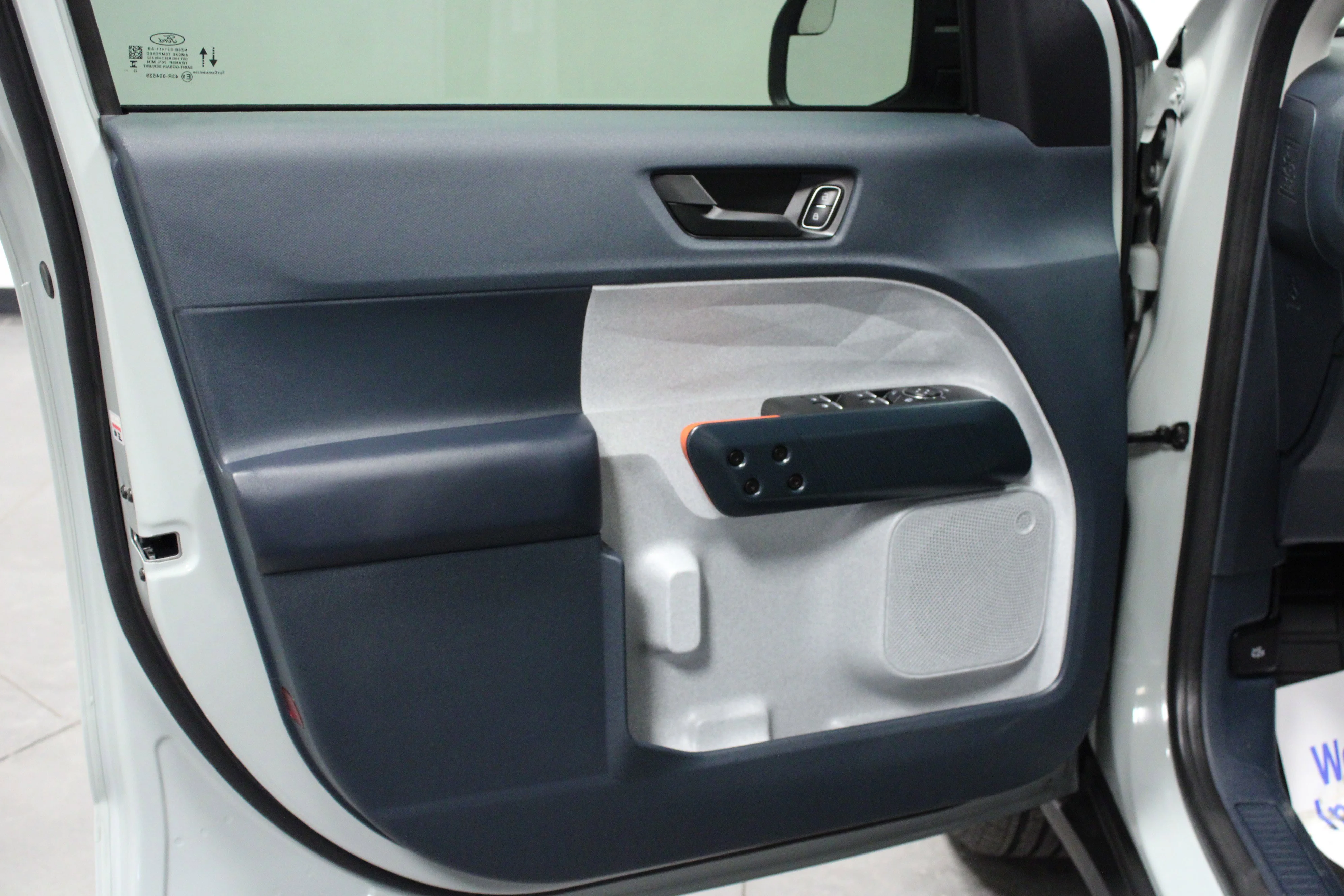 Used 2024 Cactus Ford XLT image 11