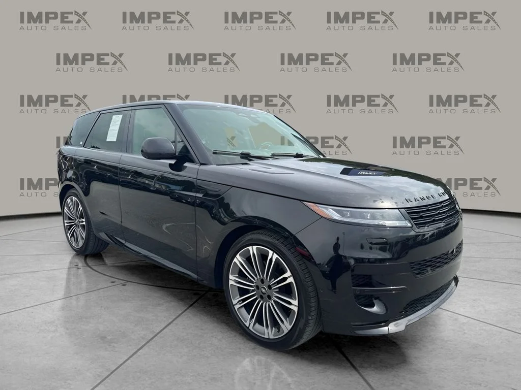 Used 2024 Black Land Rover Dynamic SE image 7