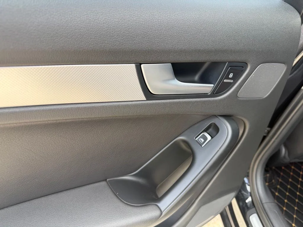 Used 2013  Audi 2.0T Premium Plus image 21