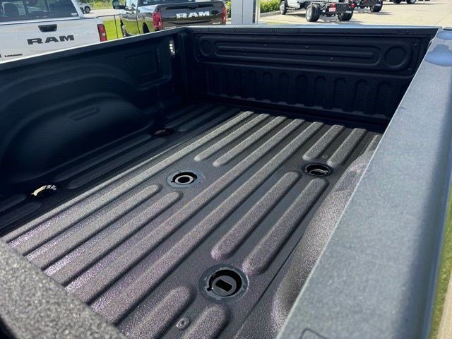 New 2026 Granite Crystal Metallic Clearcoat RAM Big Horn image 32