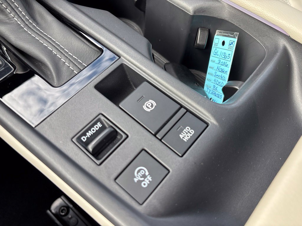 Used 2026 Black Nissan SL image 31