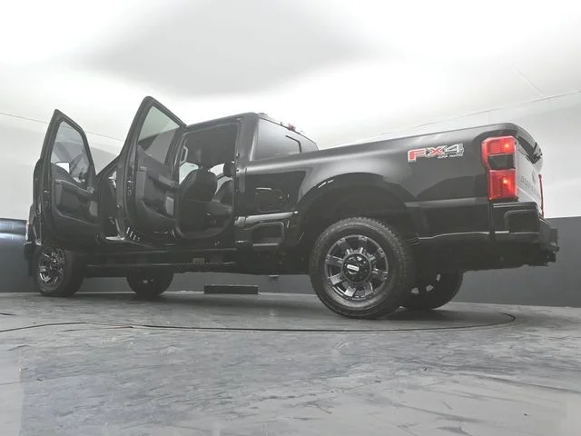 Used 2024 Agate Black Metallic Ford Lariat image 46