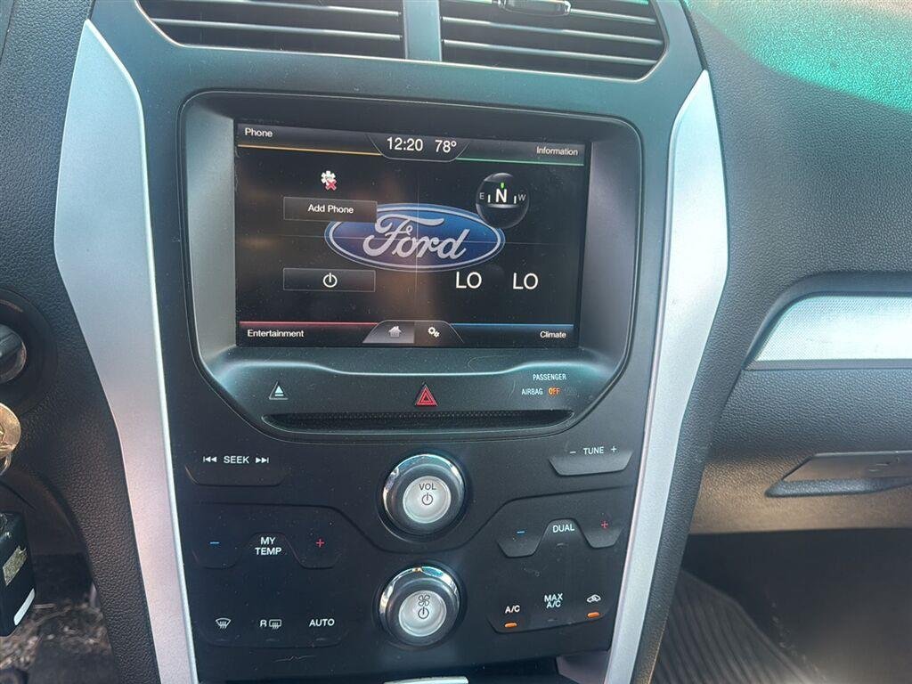 Used 2015 Magnetic Metallic Ford XLT image 14