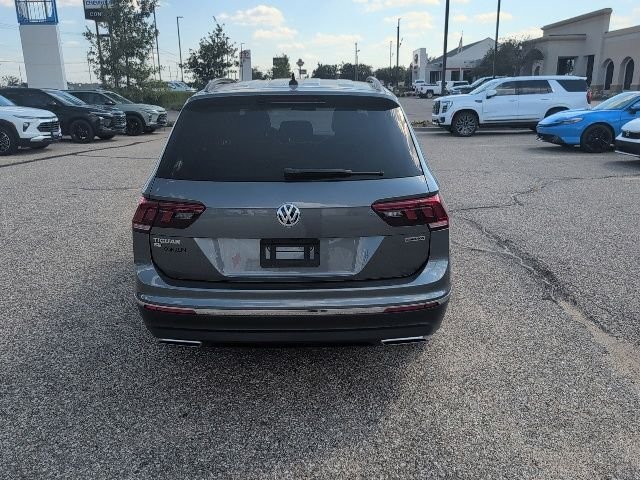 Used 2020 Gray Volkswagen 2.0T SE image 17