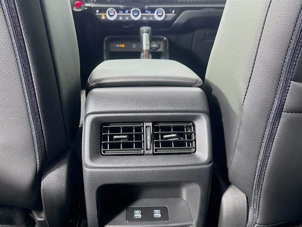 New 2027 Platinum White Pearl Honda Sport Touring image 36