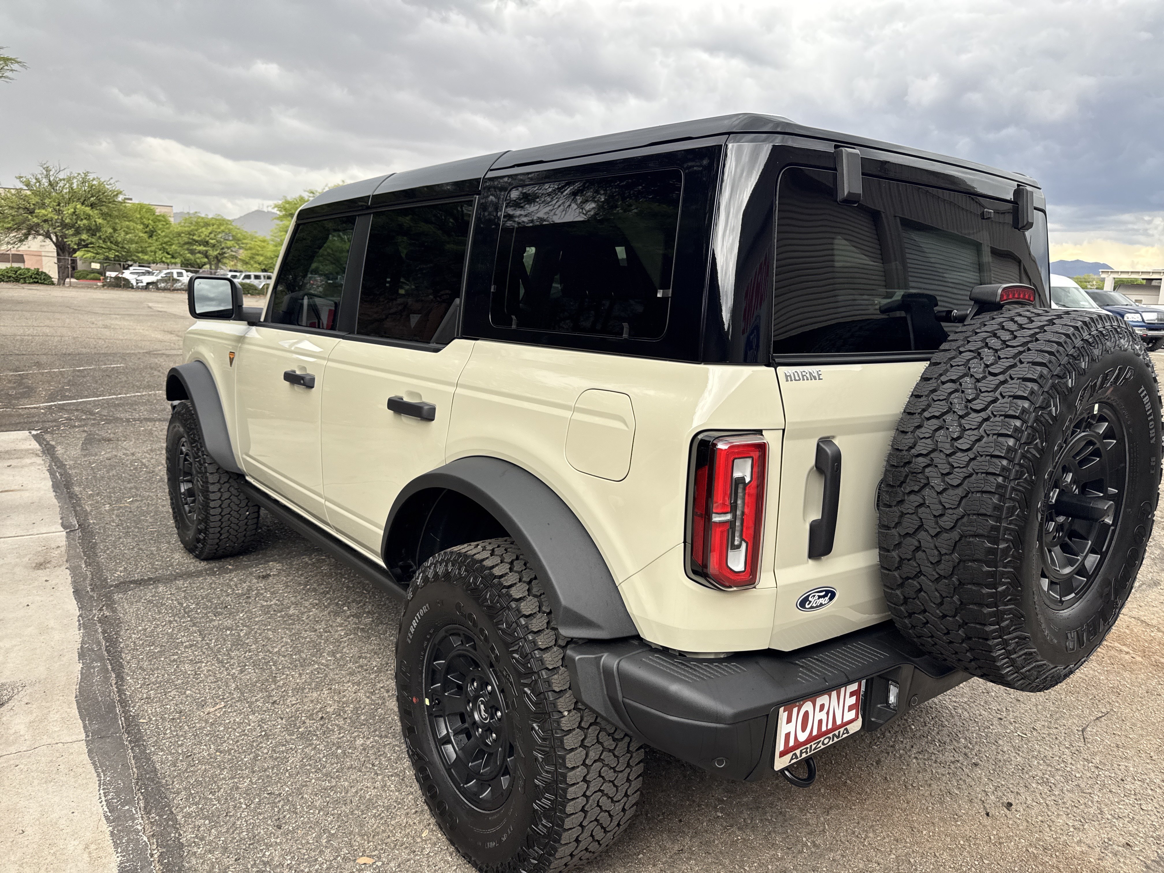 New 2026 Desert Sand Ford Badlands® image 5