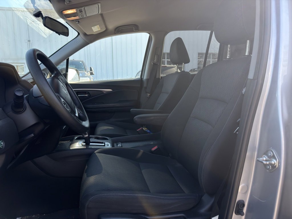 Used 2017 Honda Ridgeline RTS with VIN 5FPYK3F42HB035474 for sale in Wellington, OH