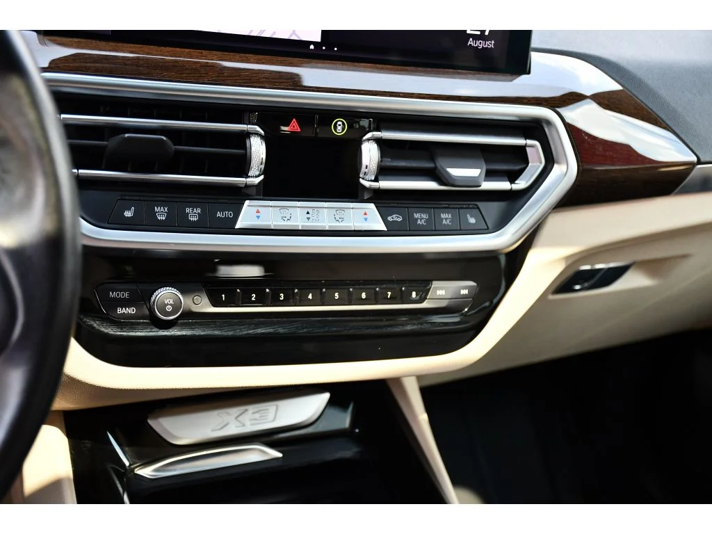 Used 2022 Alpine White BMW xDrive30i image 39