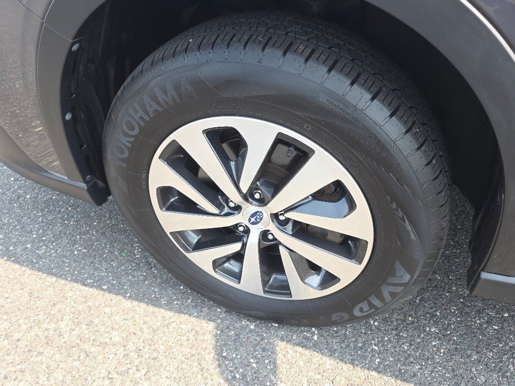 Certified Used 2020 Magnetite Gray Metallic Subaru Premium image 33