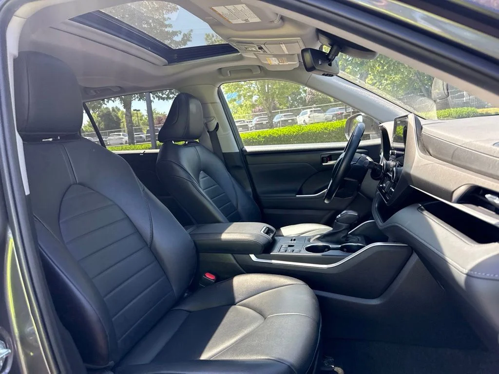 Used 2023 Magnetic Gray Metallic Toyota XLE image 25