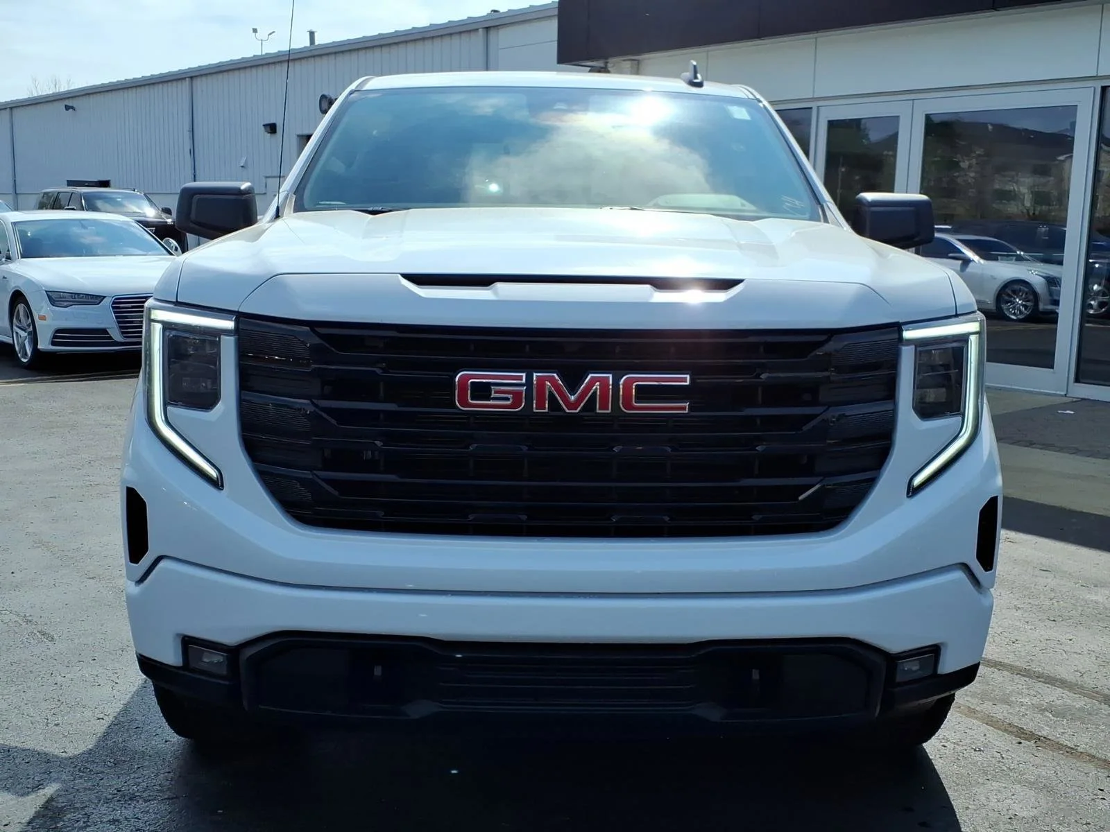 2026 GMC Sierra 1500 Elevation - Photo 2