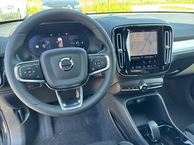 2026 Volvo XC40 Ultra Black Edition - Photo 12