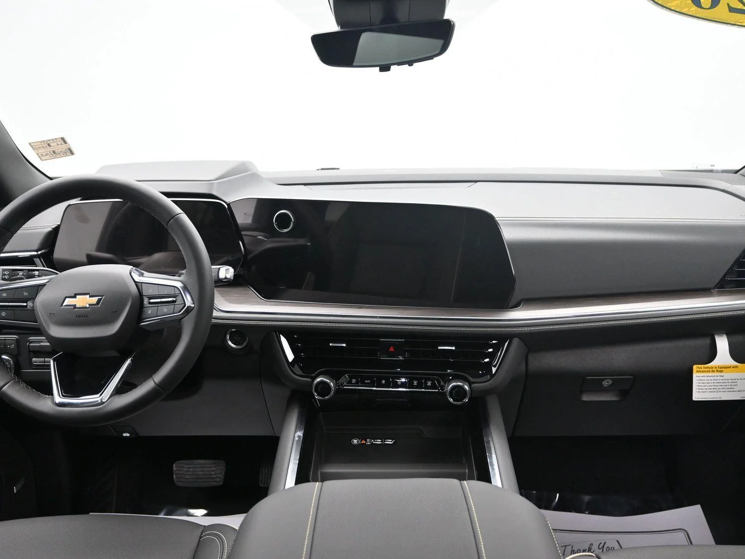 2026 Chevrolet Suburban Premier - Photo 16