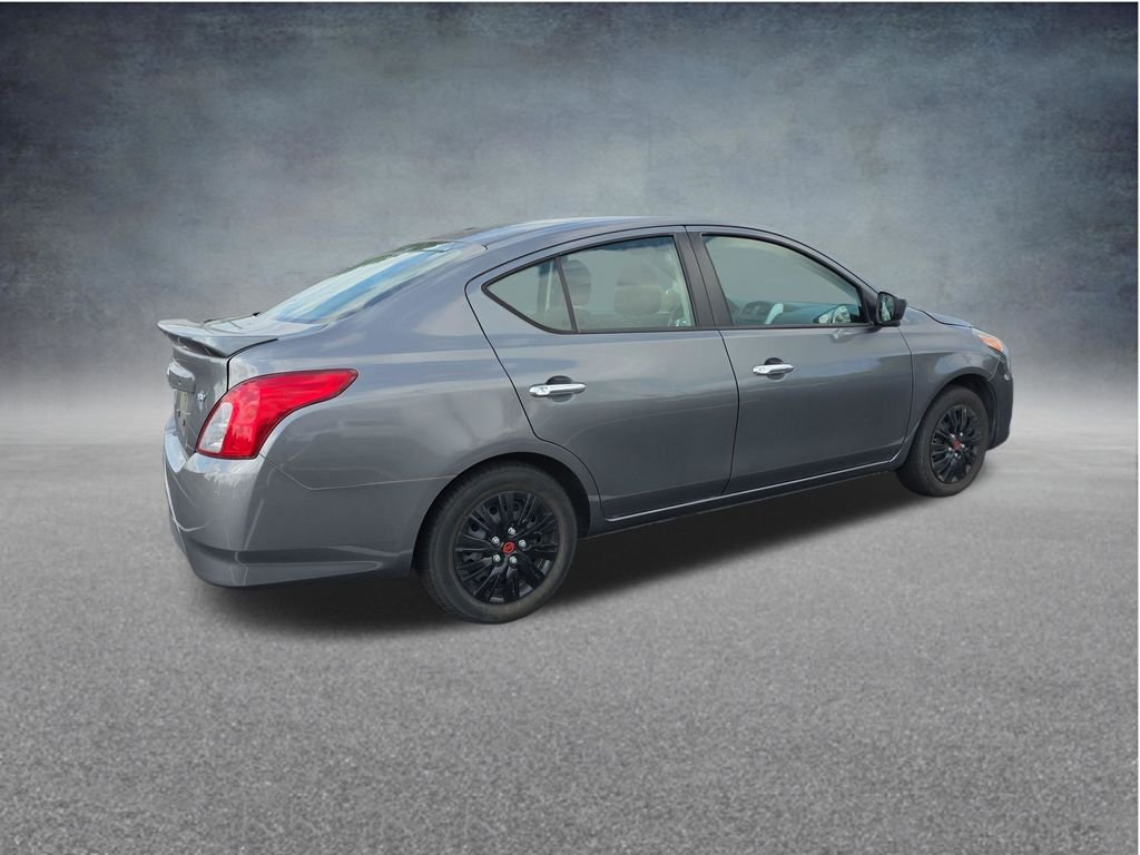 Used 2019 Gray Nissan 1.6 SV image 4