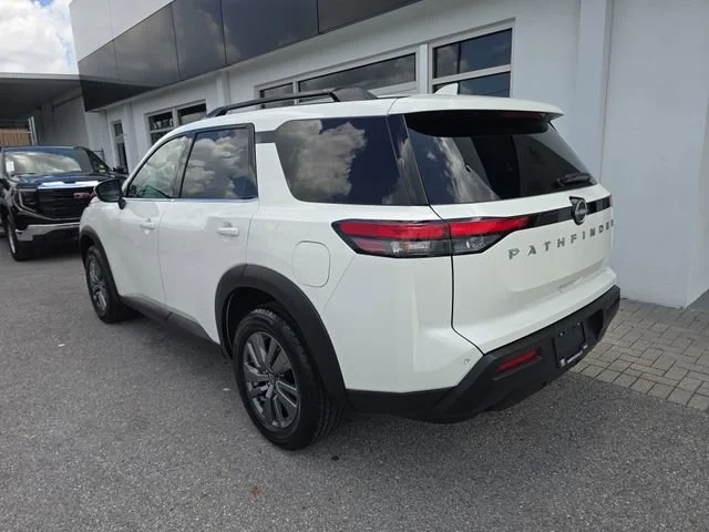 Certified Used 2025 Glacier White Nissan SV image 5