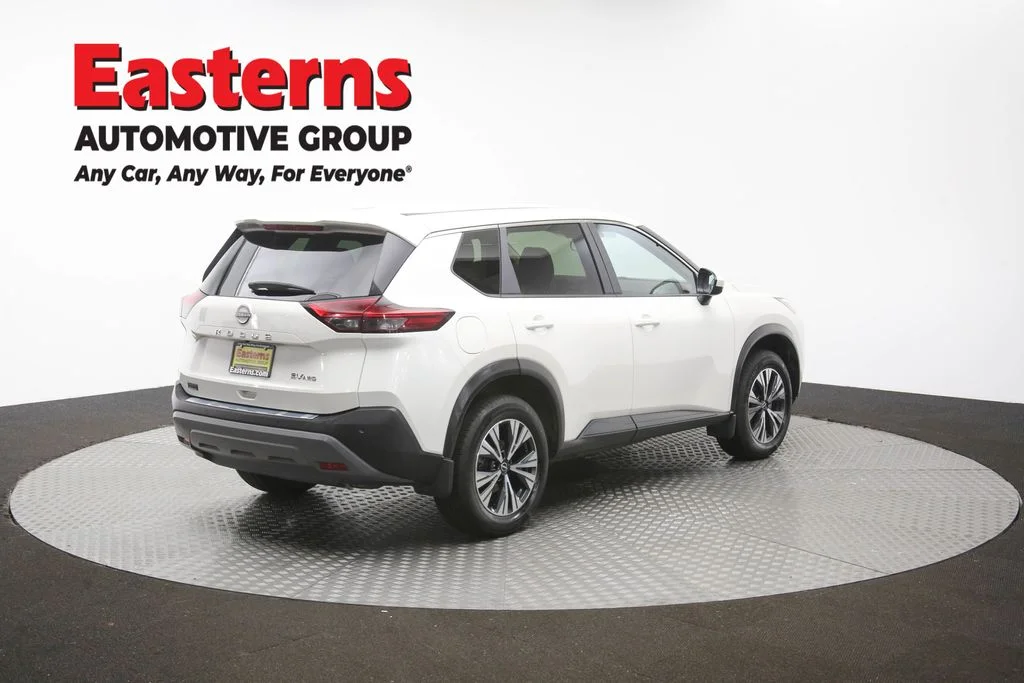 Used 2023 White Nissan SV image 40