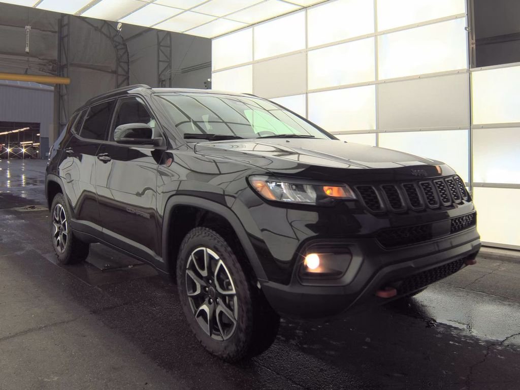 2025 Jeep Compass Trailhawk 4X4's photo