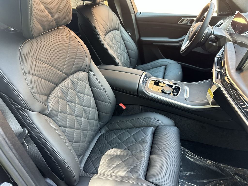 2026 BMW X5 40i - Photo 24