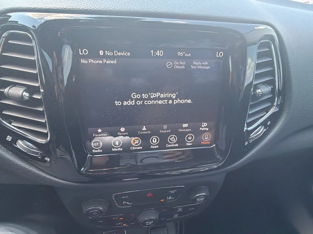 Used 2018 Blue Jeep Limited image 11
