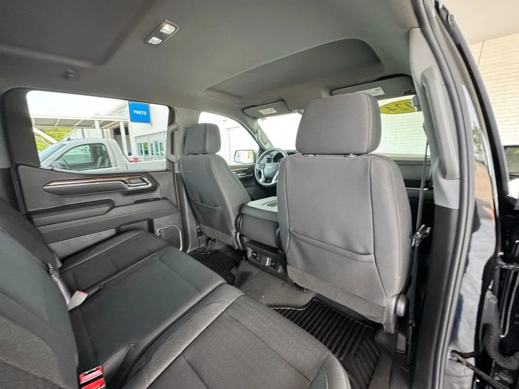 Used 2024 Black Chevrolet LT (2FL) image 27