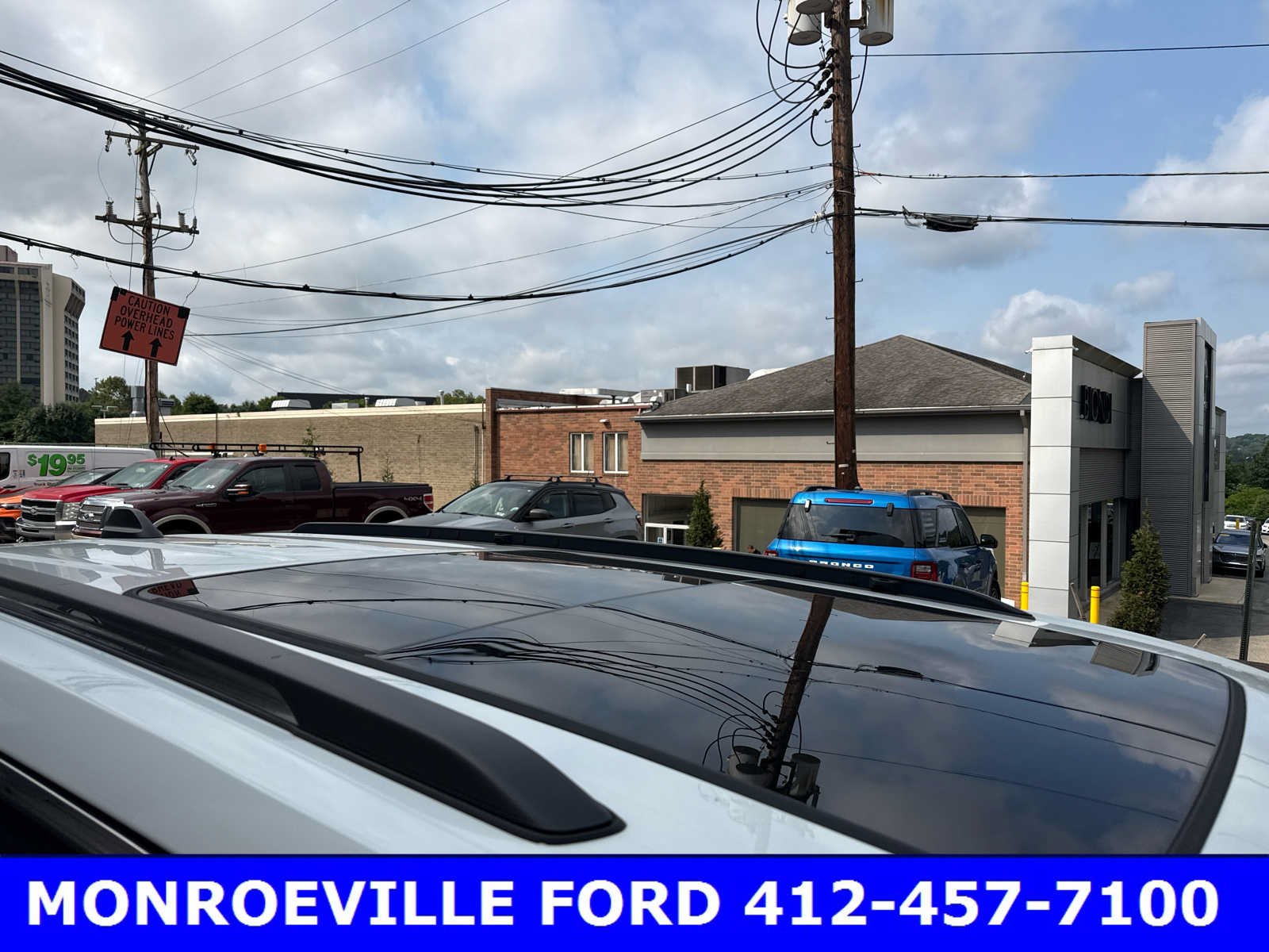 Used 2023 Bright White Clearcoat Jeep Limited image 6