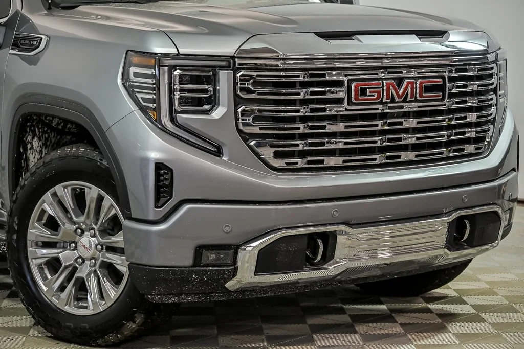 2026 GMC Sierra 1500 Denali - Photo 2