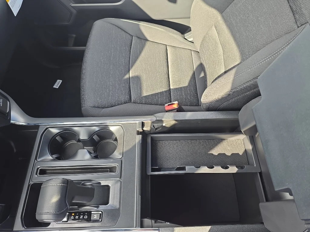 New 2026 Carbonized Gray Metallic Ford XLT image 30