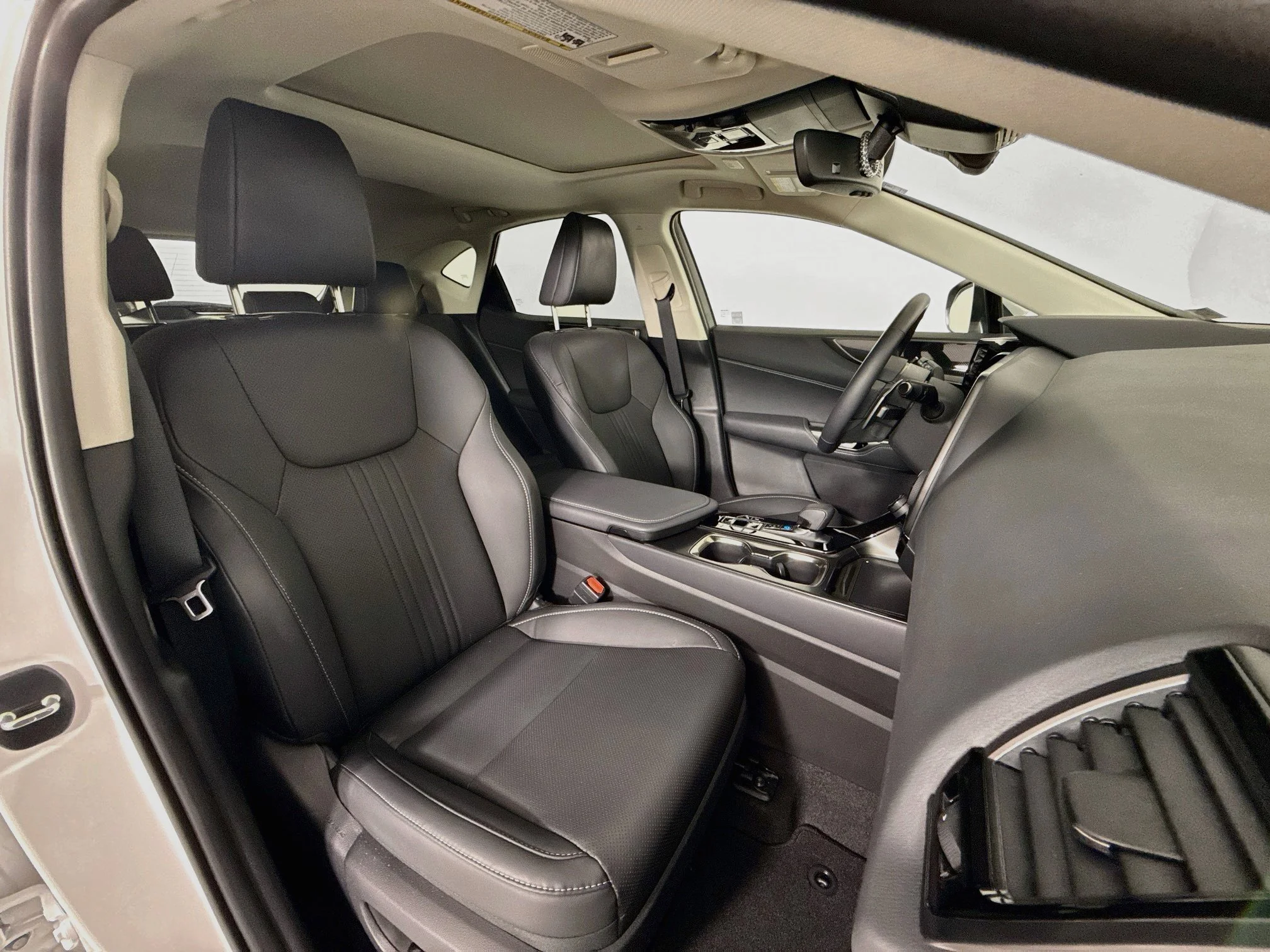 Certified Used 2025 White Pearl Lexus 350 image 26