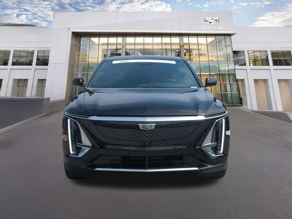 Certified 2024 Cadillac LYRIQ Luxury 1 with VIN 1GYKPPRK9RZ109822 for sale in Calabasas, CA