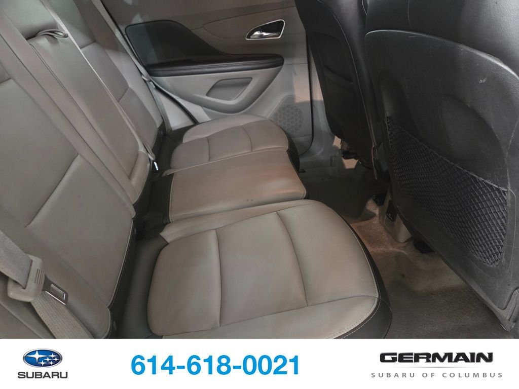Used 2013 White Buick Leather image 19