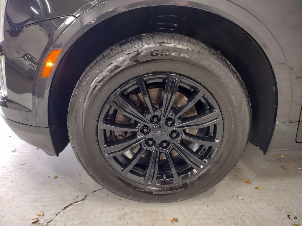 Used 2019 Black Cadillac Luxury image 24